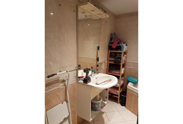 Badkamermeubel met wastafel en spiegels - 20210916_124751