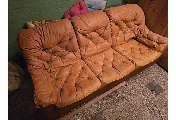 Bankstel driezits en twee stoelen - 20251116_212625