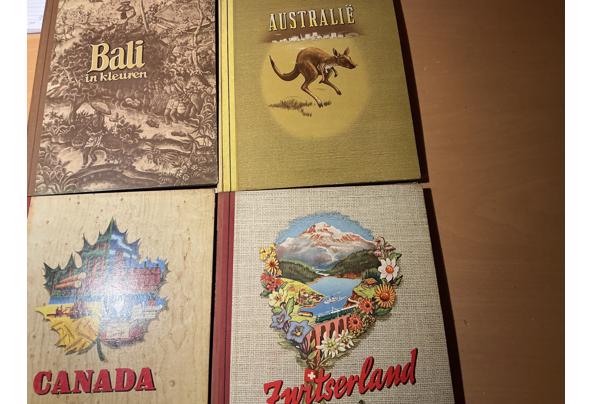 7 door Douwe Egberts uitgegeven boeken - IMG_0173