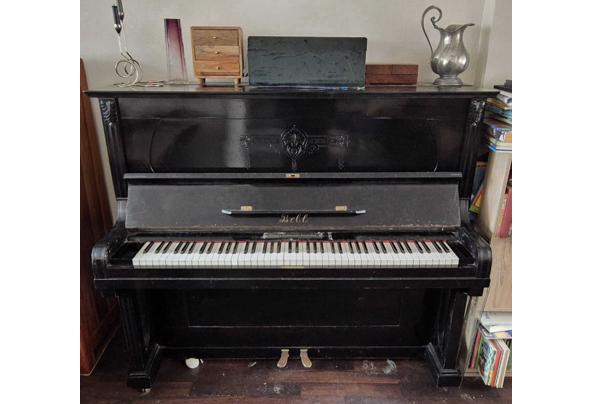 Antieke Piano - Gratis af te halen - WhatsApp-Image-2026-10-22-at-14-21-44