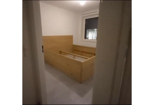 Massief eikenhouten bed met luxe bodems - bed