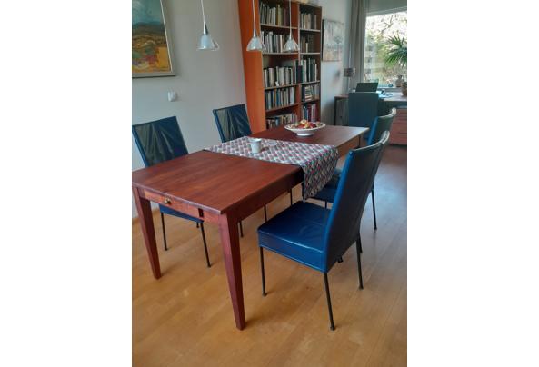 Vier eetkamerstoelen, blauw leer - 20250411_143137