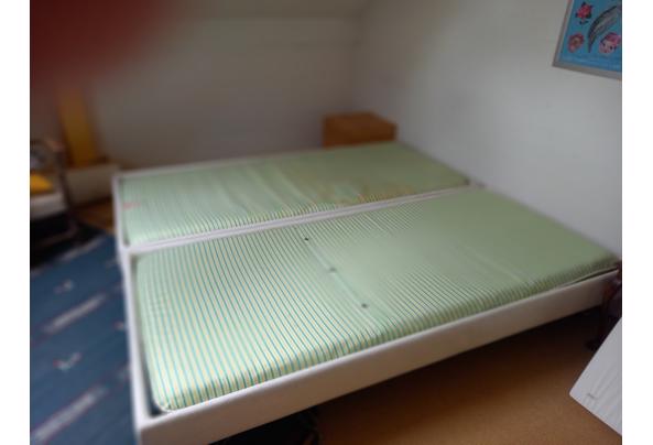 2 aupingbedden met verstelbare bodem - 20260420_134247