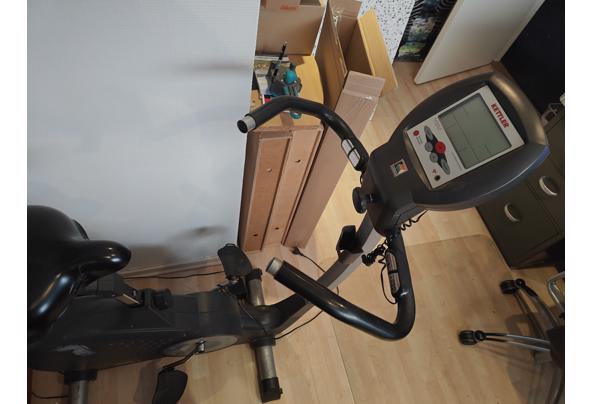 Home trainer  - 17676271479431910381671593580548