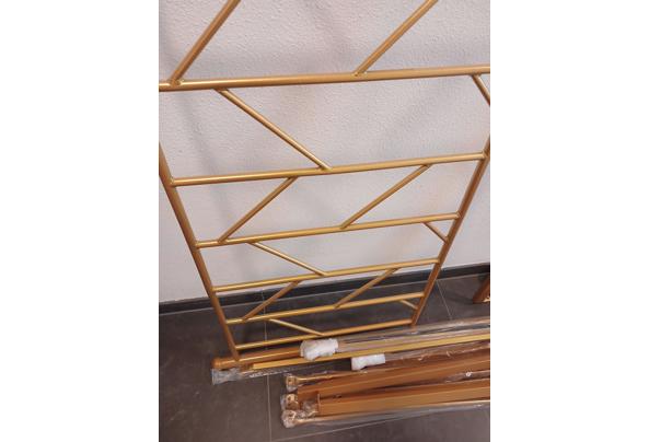 Bedframe , helemaal nieuw - 20241227_152213