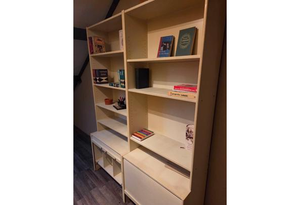 Twee kasten (kantoor of studeer) - IMG-20260415-WA0012