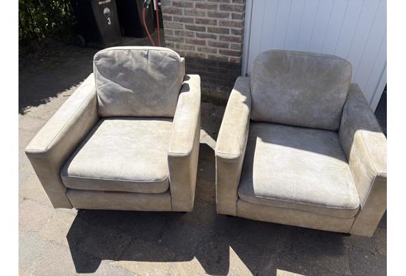 2 fauteuils in redelijke staat - IMG_0250