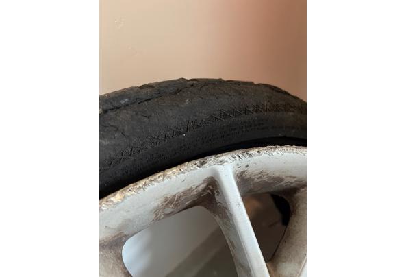 BMW Styling 380 | Velgen (3 stuks + 1 beschadigd) met winterbanden - IMG_9028