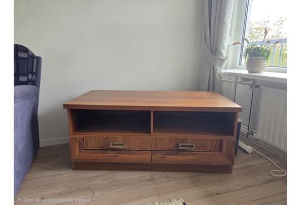 TV kast van fineerhout - 20261015_170032(1)
