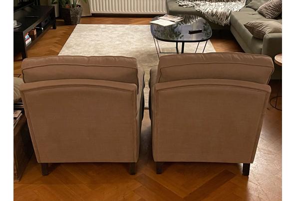 twee heerlijk zittende stevige fauteuils met stoffen bekleding, losse kussens en afneembare hoezen met rits - Afbeelding-van-WhatsApp-op-2025-02-09-om-18-11-20_ea37e8c9