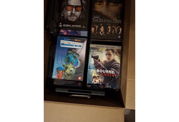 Verhuisdoos met DVD's  - 17712796625606255653012025663695