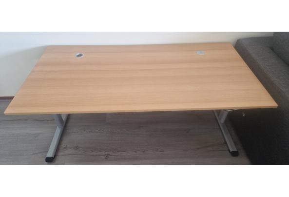 2 verstelbare bureaus – gratis af te halen in Utrecht - IMG-20250527-WA0004