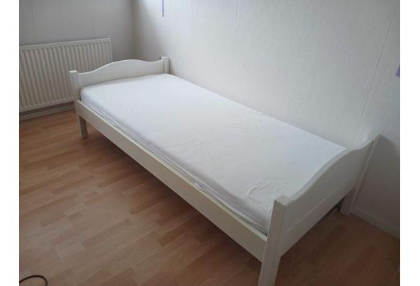 Kinderbed met nieuwe matras - IMG-20260908-WA0005