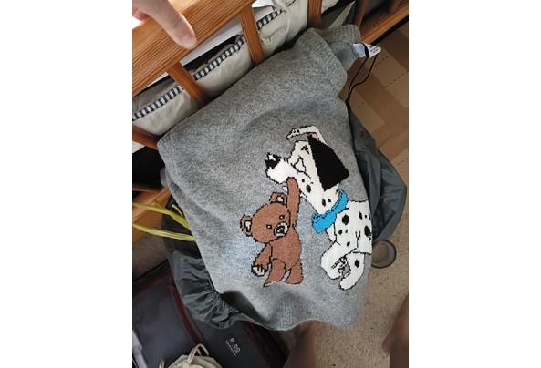 Bag of women's clothing and some shoes - 17804030764935289416927249905169