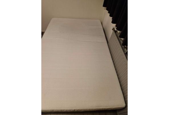 Bed en matras in goede staat. - IMG-20251208-WA0010