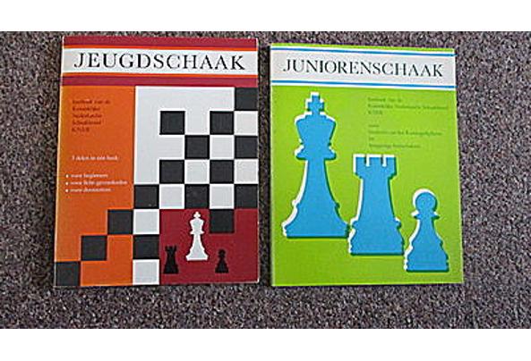 schaakboeken  voor een stuk chocolade - IMG_1241_637559132325540233