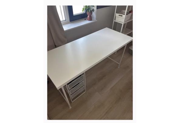 Ikea bureau 140x60 cm met open kastje - IMG_5996