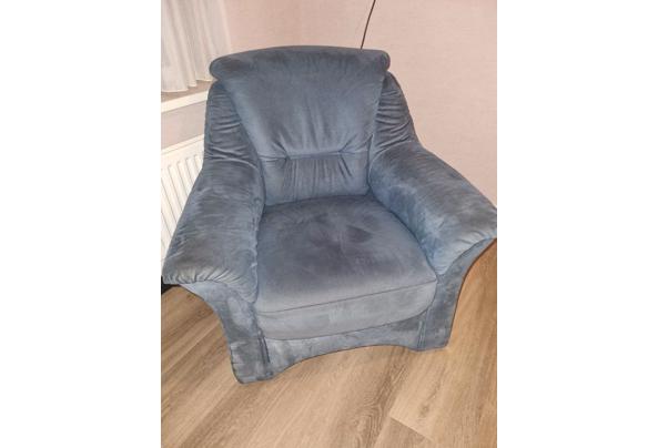 Blauwe fauteuil - WhatsApp-Image-2023-03-21-at-21-50-24-(1)