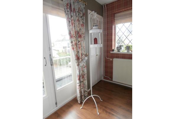 TE KOOP AANGEBODEN 2 LANTAARNS - PA190925_638429908809257905