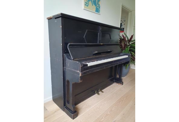 zwarte bachmann piano  - 20230506_151558