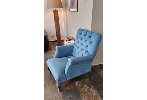 Mooie fauteuil- gecapitonneerd - 20251009_160721