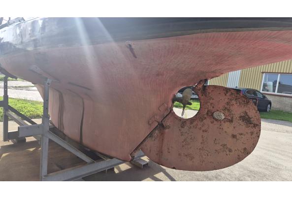 Kajuit zeilboot polyester op hout - 20260918_165157