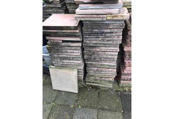 90 roze betontegels 40x40 - 88300C18-D38C-457C-94CA-B77C681F7855.jpeg