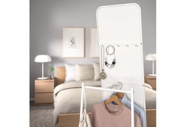 Ikea KNAPPER staande spiegel met opbergruimte - knapper-staande-spiegel-wit__0715798_pe730620_s5