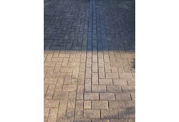 Gratis af te halen  10 duimers met natuursteen toplaag - 20260319_085353