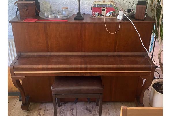 Af te halen piano - b35785e5-3cec-4b8b-a842-6f9a5942e047