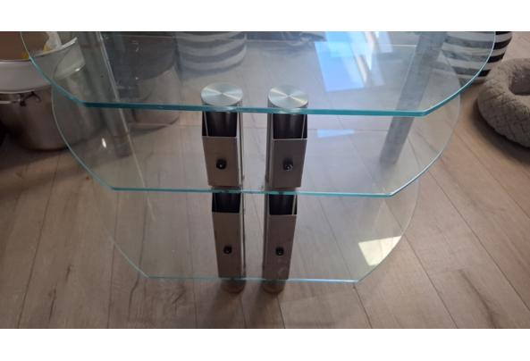 Glazen audio tafel - 17774542462896234522881326102910