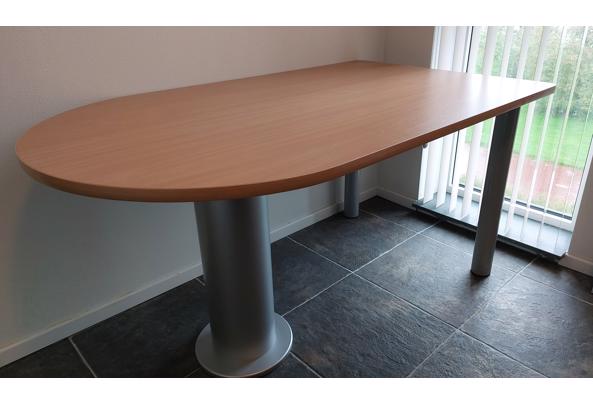 Bureautafel aan 1 zijde rond. - 20231108_151219
