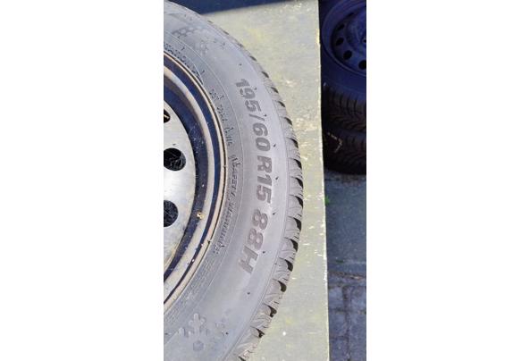 Kumho Wintercraft op velg 195 / 60 R15 88H profiel 7,2 mm - photo_2025-05-12_17-40-41