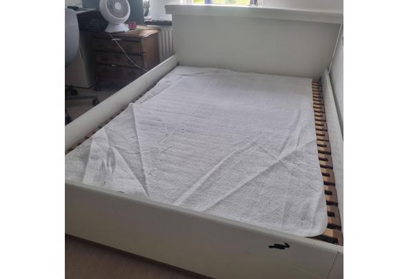 Bed 140x200 inclusief lattenbodem - 20250710_145443