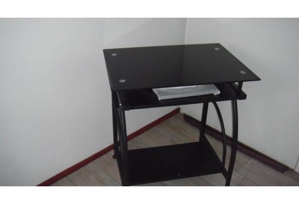 nieuwe computertafel - DSCF0347.JPG