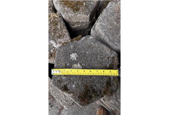 GRATIS buiten tegels , op te halen in VUGHT. - IMG_3915