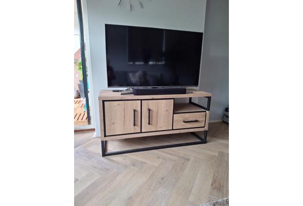 Zo goed als nieuw tv meubel - 8bf46810-a1fc-476b-87a8-a8406313364e