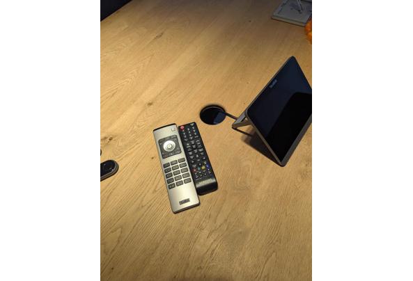 Grote houten (vergader)tafel 3m lengte - Afbeelding-van-WhatsApp-op-2025-04-08-om-16-23-29_1a7c6b87