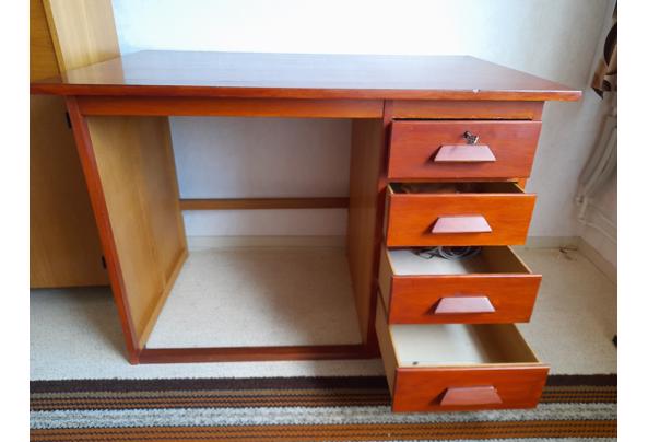 Vintage eiken bureau jaren 60/70 - 20250728_112447