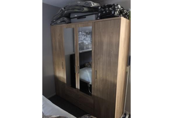 Beuken kledingkast met twee spiegeldeuren - D9CEBAC4-9796-4DB5-8832-1B5B086E8CAF.jpeg