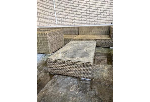 Tafel wicker met glazen plaat,kan marmeren plaat op. - IMG_3696