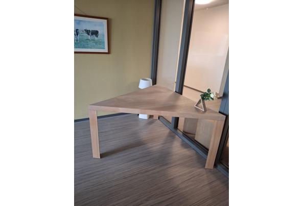 Eettafel driehoek - 20260331_131553