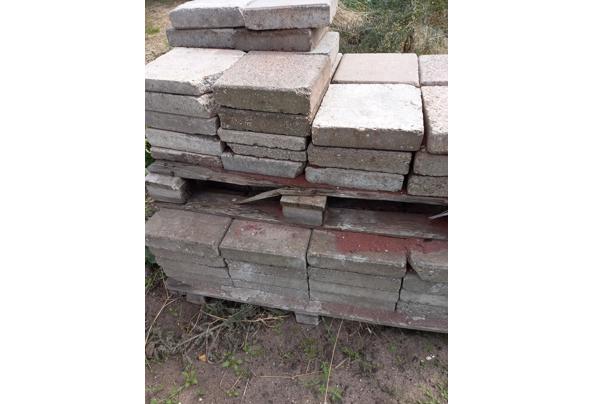 Grindtegels in diverse maten en betontegels - beton-tegels-30x-30-x-8
