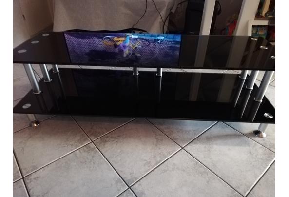 Zwart glazen tv meubel - IMG_20210302_173041