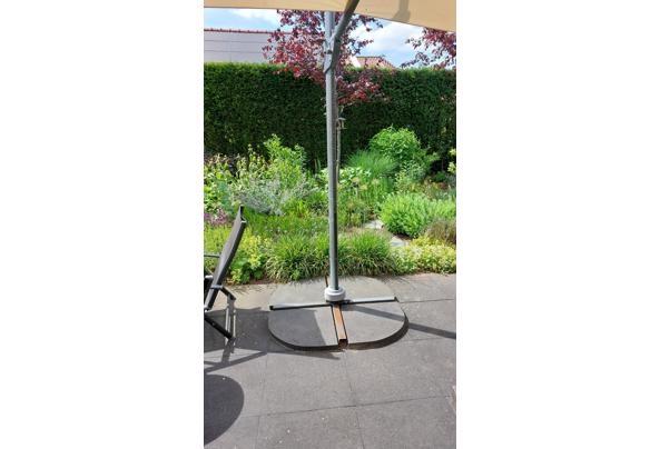 Parasol 3mx3m  met stenen voet - 20260622_155622