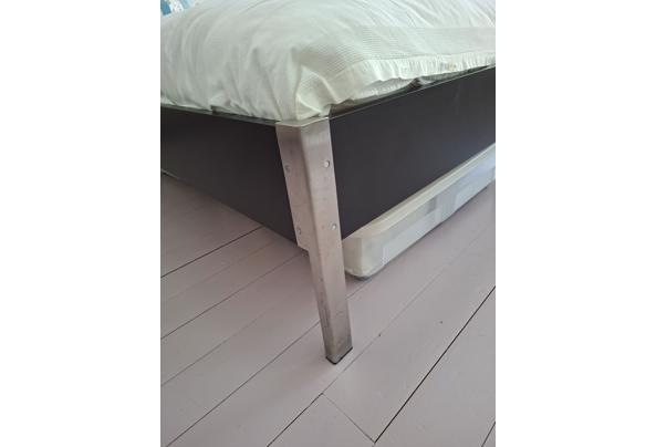 Bed 140x200 zeer goede staat en sterk  - 20250622_161309