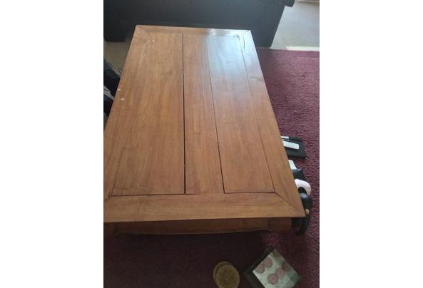 Stevige houten salontafel. - salontafel