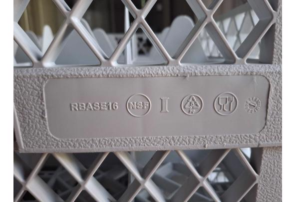 vier kratten voor horeca afwasmachine/vaatwasmachine - rek-afwasmachine-4