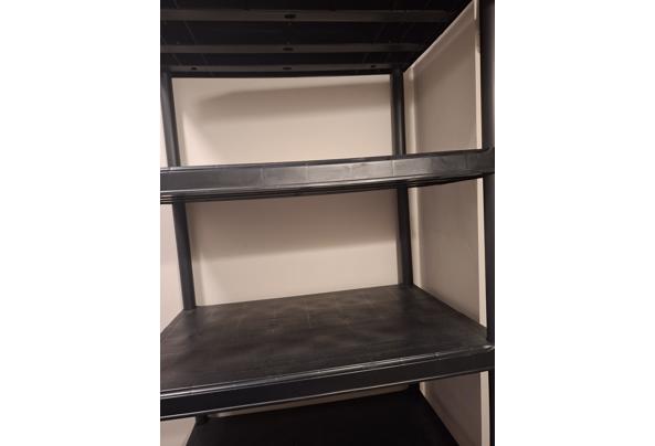 Stellingkast - 17857574793404943179074273142880