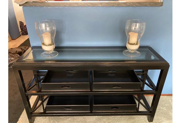 Rofra Home sidetable - CAB1249B-601A-46AC-A127-6566E21E669E